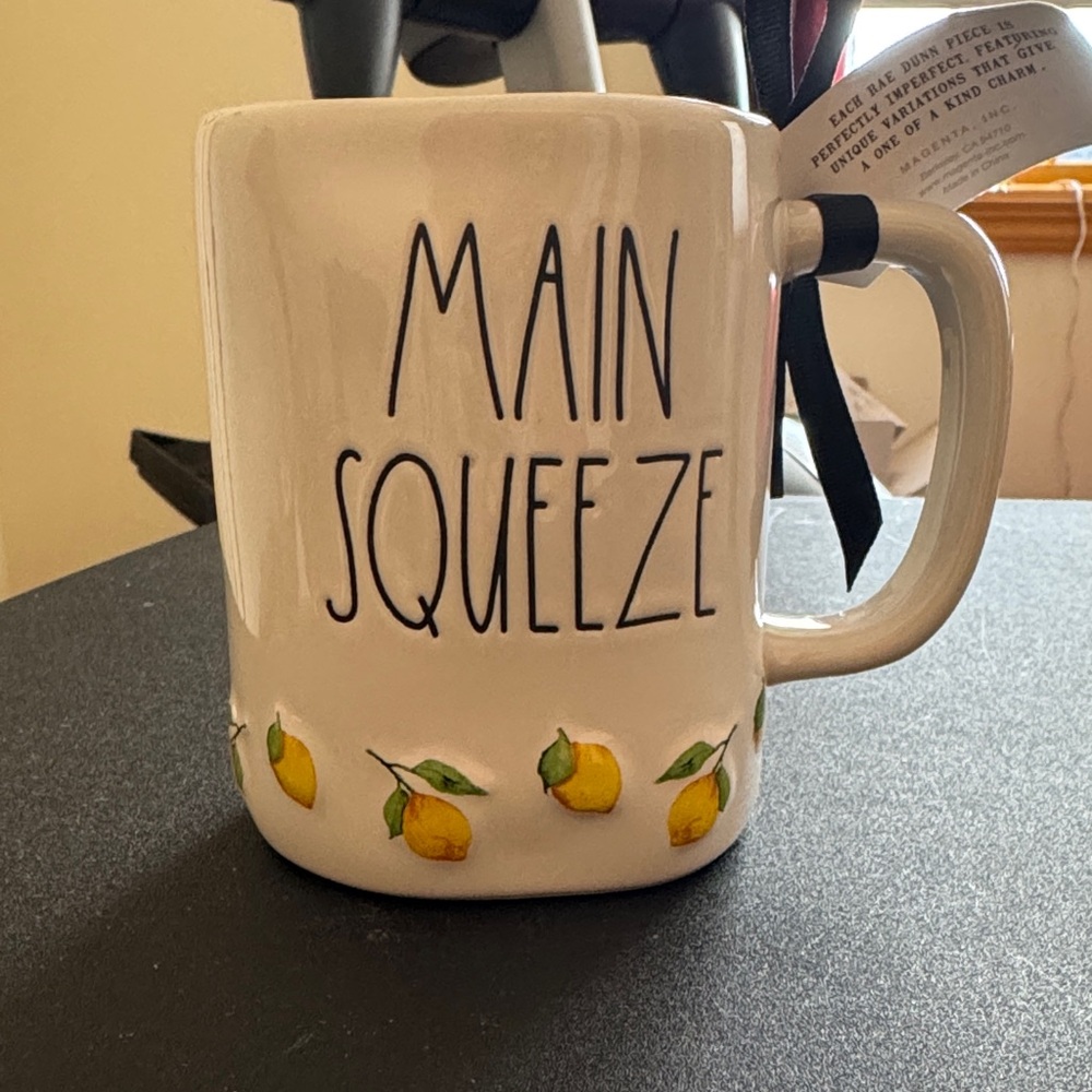 🍋🍋Rae Dunn White Mug with Lemon Accents